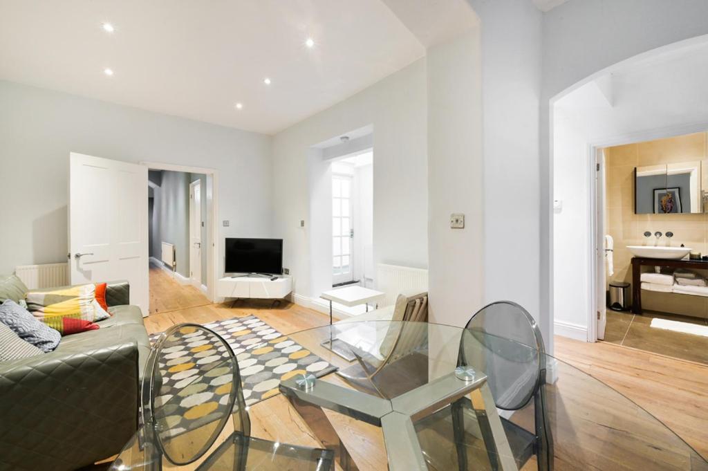 شقة Cozy Hideaway In South Ken! لندن المظهر الخارجي الصورة