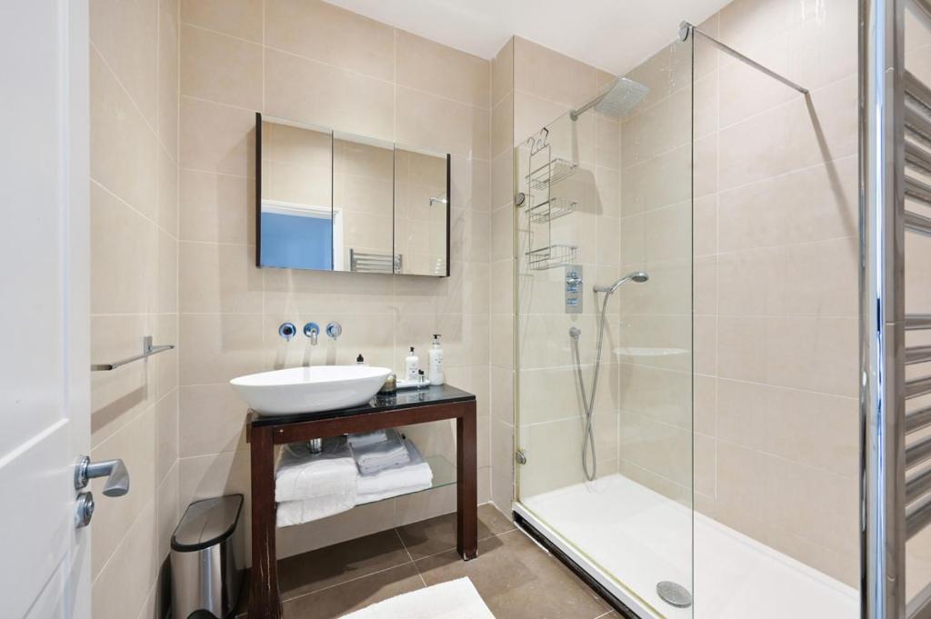 شقة Cozy Hideaway In South Ken! لندن المظهر الخارجي الصورة
